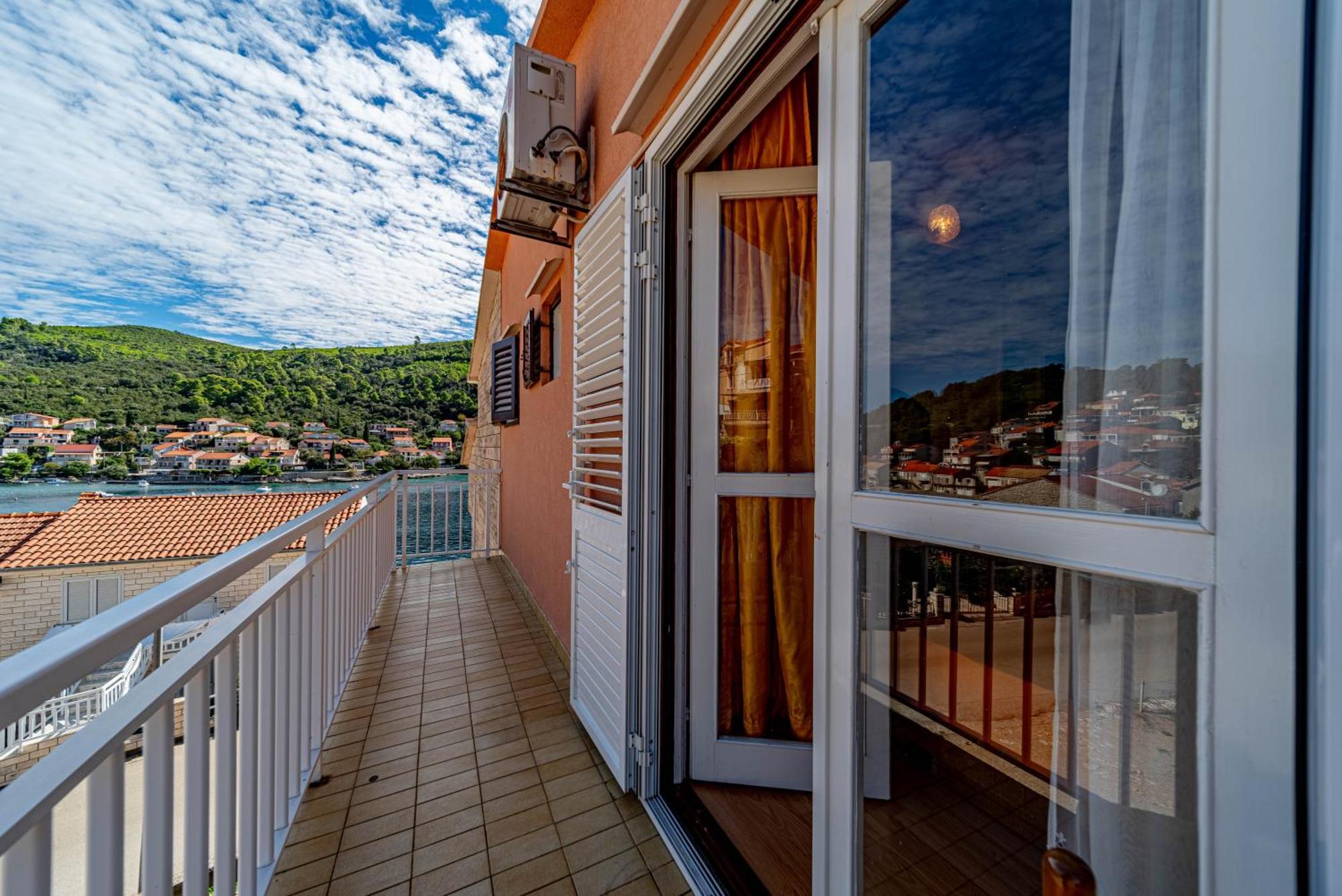 Apartments Kuzma Smokvica  Luaran gambar